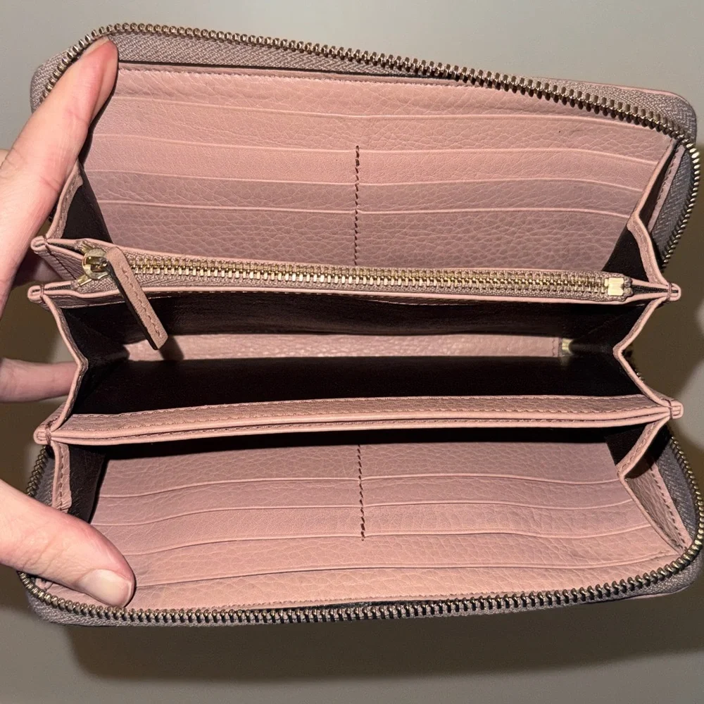 Authentic Gucci Blush Pink Soho Large Zip Around Continental Leather Wallet - Picture 4 of 15